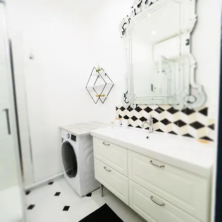 Apartment Le Palais Des Parcs - Chic - Centre - Face Au Parc Vichy