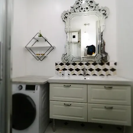 Le Palais Des Parcs - Chic - Centre - Face Au Parc Apartment Vichy